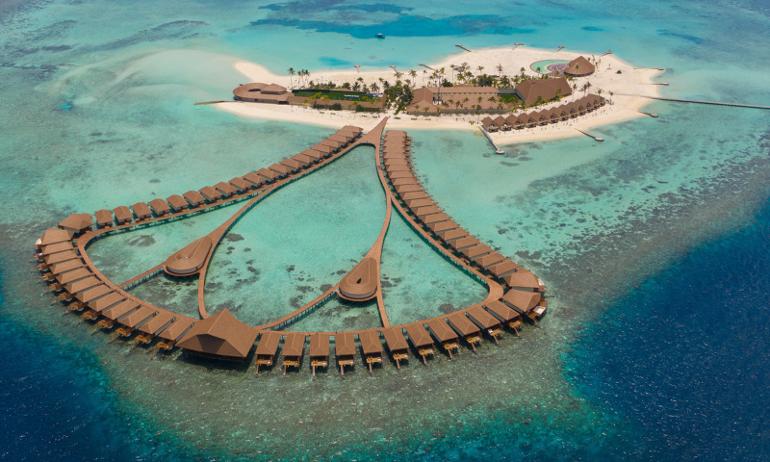 découvrez la distance et les options de vol entre dubaï et les maldives. obtenez des conseils pratiques pour planifier votre voyage de rêve vers ces îles paradisiaques, tout en explorant les meilleures compagnies aériennes et les durées de vol.