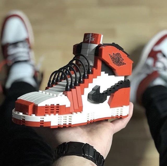 découvrez notre collection unique de sneakers lego, alliant style et créativité. parfaites pour les amateurs de mode et de lego, ces chaussures innovantes apportent une touche ludique à votre garde-robe tout en offrant confort et qualité.