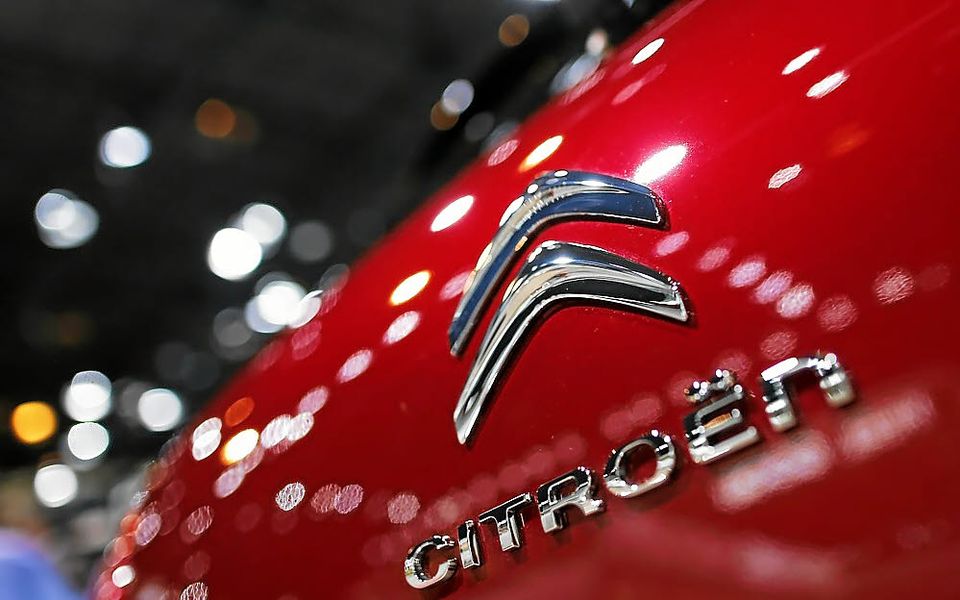 découvrez les dernières informations sur les rappels de véhicules en france. restez informé des modèles concernés et des mesures à prendre pour garantir votre sécurité et celle des autres sur la route.