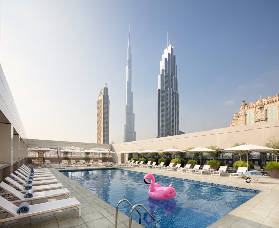 découvrez nos conseils pour établir un budget vacances à dubaï. explorez les meilleures stratégies pour profiter de cette destination prestigieuse tout en maîtrisant vos dépenses. que ce soit pour l'hébergement, la restauration ou les activités, nous vous guidons vers des choix adaptés à votre portefeuille.