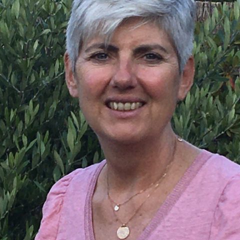 découvrez le dr marielle dumoulin, spécialiste reconnu pour son expertise en médecine générale. prenez rendez-vous pour bénéficier de soins personnalisés et d'une approche bienveillante pour votre santé.