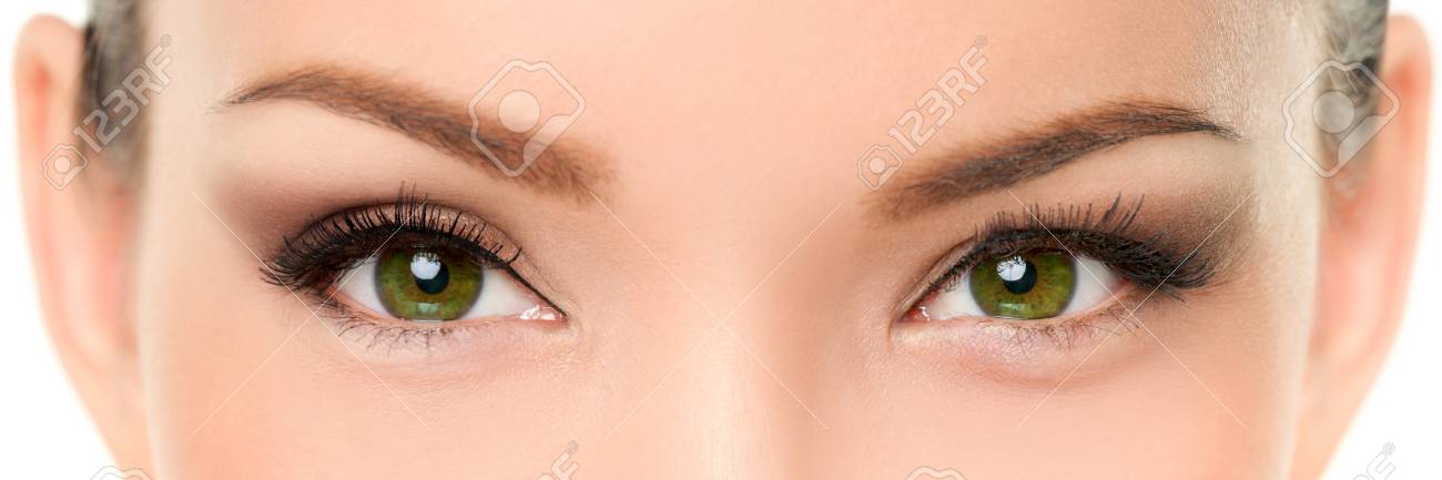 découvrez des astuces de maquillage spécialement conçues pour sublimer les yeux strabiques. apprenez à équilibrer votre regard et à mettre en valeur vos traits avec des techniques adaptées et des produits recommandés.
