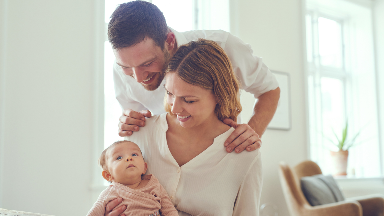 découvrez comment réussir votre reconversion professionnelle après un congé parental. explorez des conseils pratiques, des formations adaptées et des témoignages inspirants pour retrouver un équilibre et donner un nouvel élan à votre carrière.