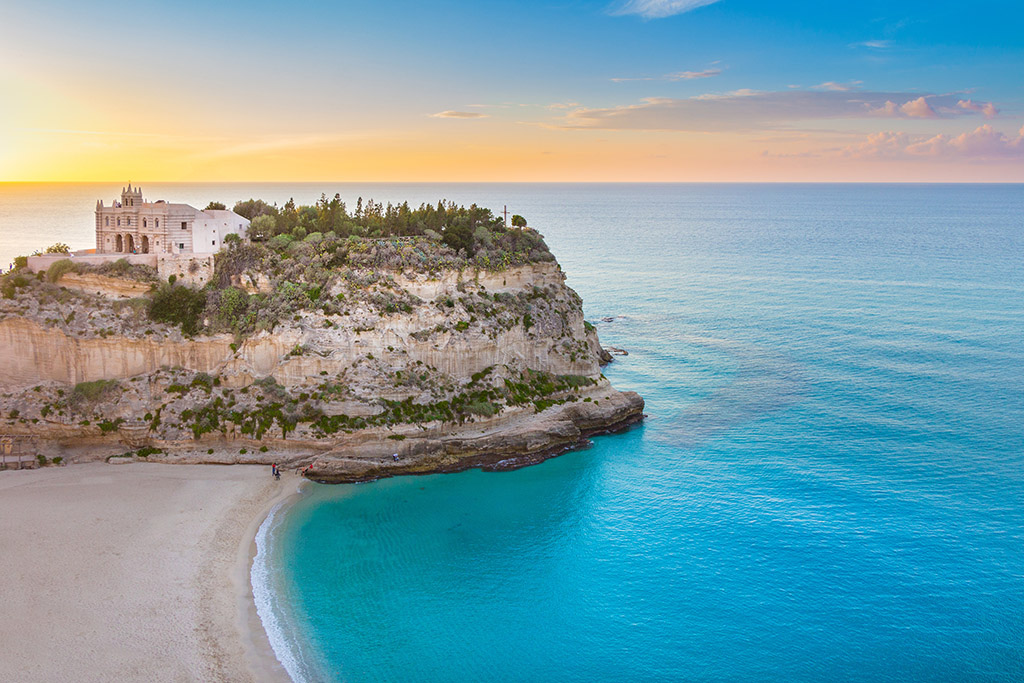 Road Trip Calabre : Explorez la Calabre, le Cœur Authentique de l'Italie