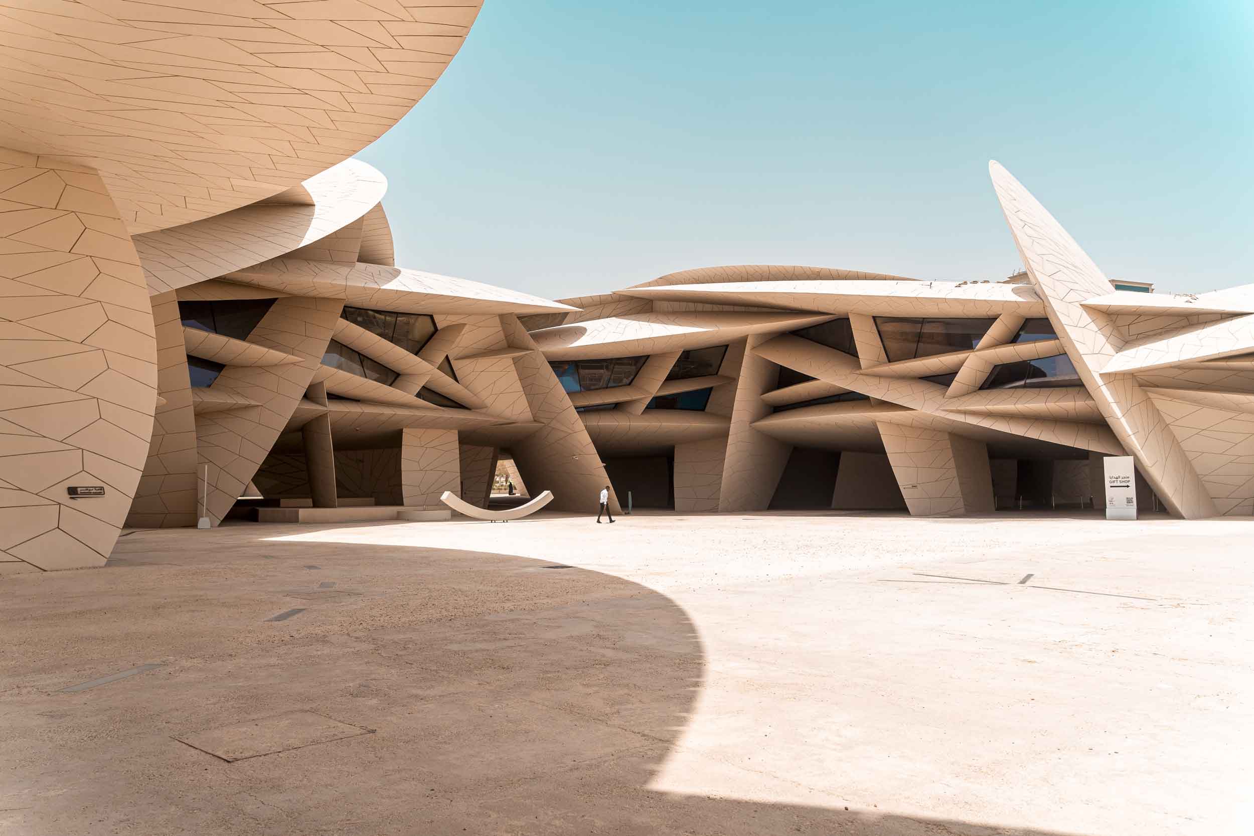 découvrez les meilleures façons de voyager d'abu dhabi à dubaï, des options de transport aux conseils pratiques pour un trajet agréable. explorez les merveilles des deux villes emblématiques des émirats grâce à notre guide complet.