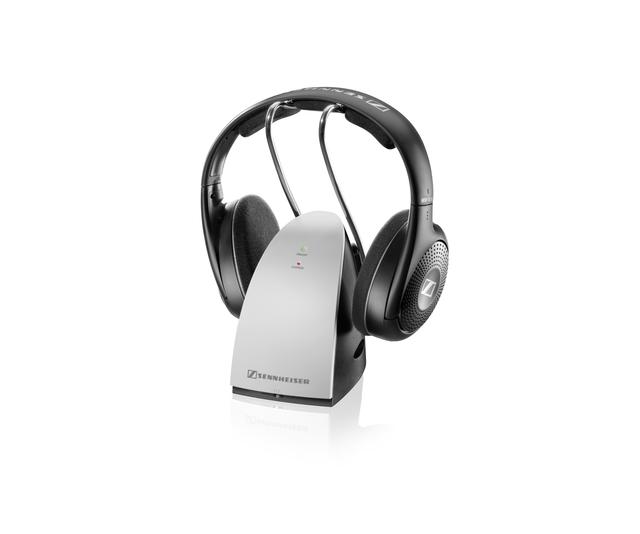 découvrez le casque sennheiser tv, conçu pour offrir une expérience audio immersive tout en regardant vos émissions préférées. profitez d'un son de haute qualité et d'un confort optimal grâce à son design ergonomique, idéal pour de longues sessions d'écoute.