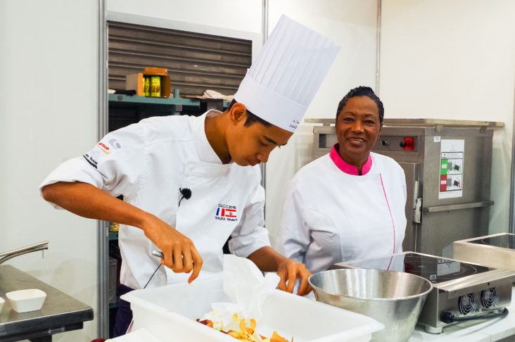 participez à notre concours culinaire et mettez votre talent à l'épreuve ! montrez vos compétences en gastronomie, découvrez de nouvelles recettes et remportez des prix excitants. inscrivez-vous dès maintenant pour vivre une expérience gourmande inoubliable.