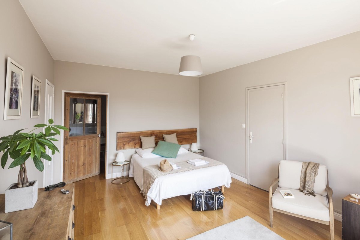 découvrez le home staging à graulhet, une solution innovante pour valoriser votre bien immobilier. transformez vos espaces avec style et efficacité pour séduire les acheteurs potentiels et augmenter la valeur de votre maison. profitez d'astuces de décoration et de mise en scène adaptées à votre projet.