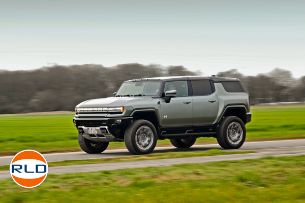 découvrez si vous pouvez conduire un hummer h1 avec un permis classique. informations pratiques sur la législation, les exigences de conduite et les caractéristiques de ce véhicule emblématique. apprenez tout ce qu'il faut savoir pour profiter de votre hummer tout en étant en conformité avec la loi.