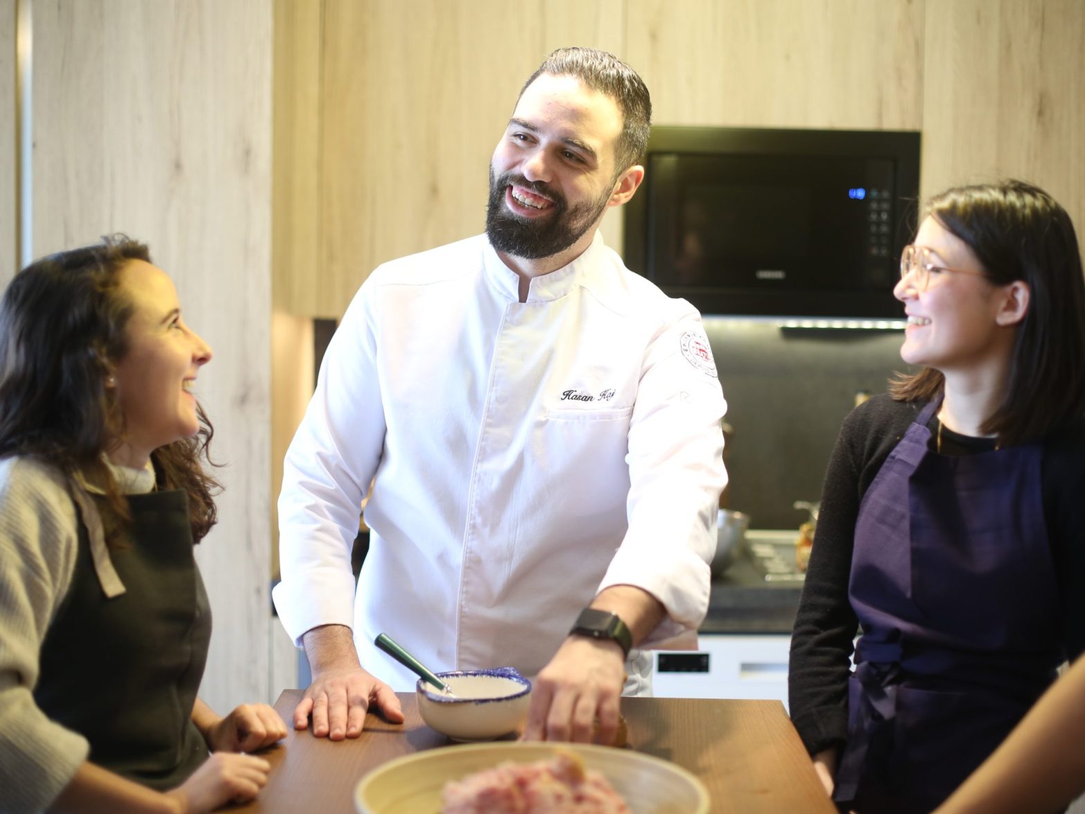 découvrez l'institut culinaire de lyon, un lieu d'excellence dédié à la gastronomie où passion et savoir-faire se rencontrent. formations de qualité, ateliers créatifs et découvertes culinaires vous attendent pour devenir un maître des saveurs.