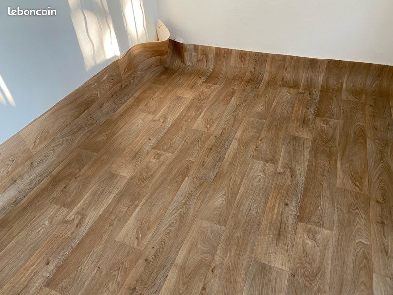 découvrez les avantages et inconvénients du parquet et du linoléum pour le revêtement de votre sol. faites le bon choix en fonction de votre style, budget et besoin d'entretien.