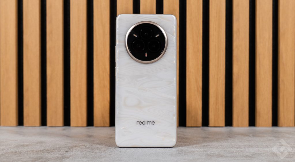découvrez le realme 14 pro sport, un smartphone performant alliant design moderne et fonctionnalités avancées. profitez d'une expérience utilisateur optimale avec son puissant processeur, un écran vibrant et une autonomie exceptionnelle, idéal pour les amateurs de sport et de technologie.