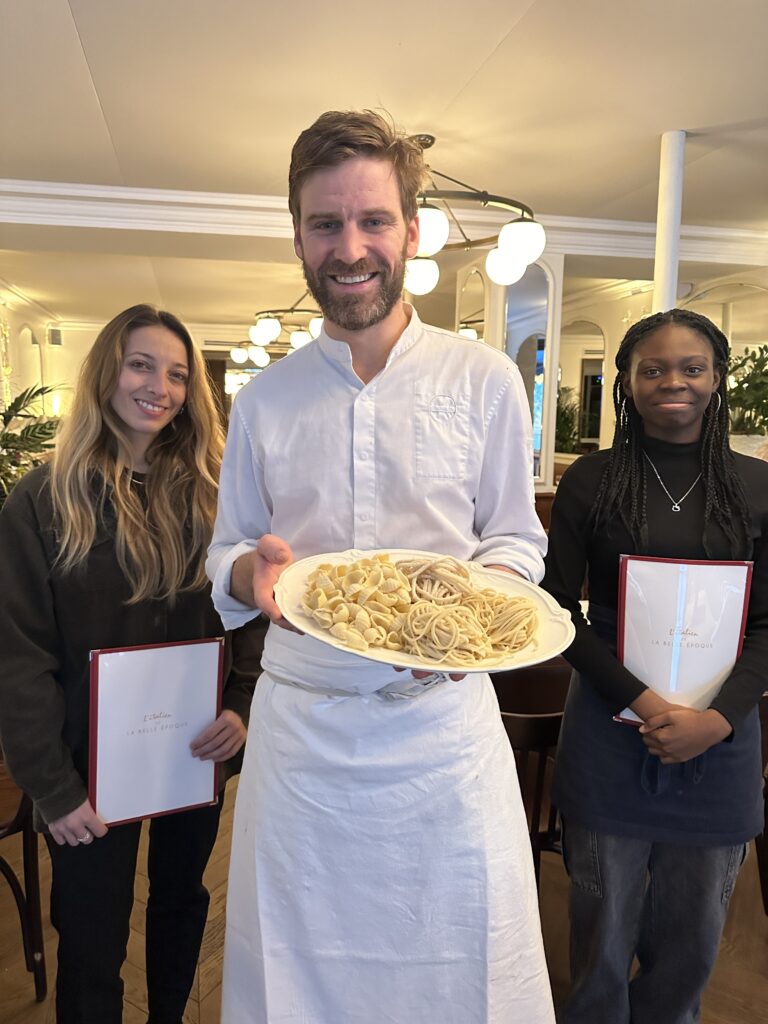 découvrez l'univers fascinant de régis wargnier, où la gastronomie devient une aventure sensorielle. explorez des recettes uniques, des ingrédients raffinés et des histoires savoureuses qui éveilleront vos papilles et enrichiront votre culture culinaire.