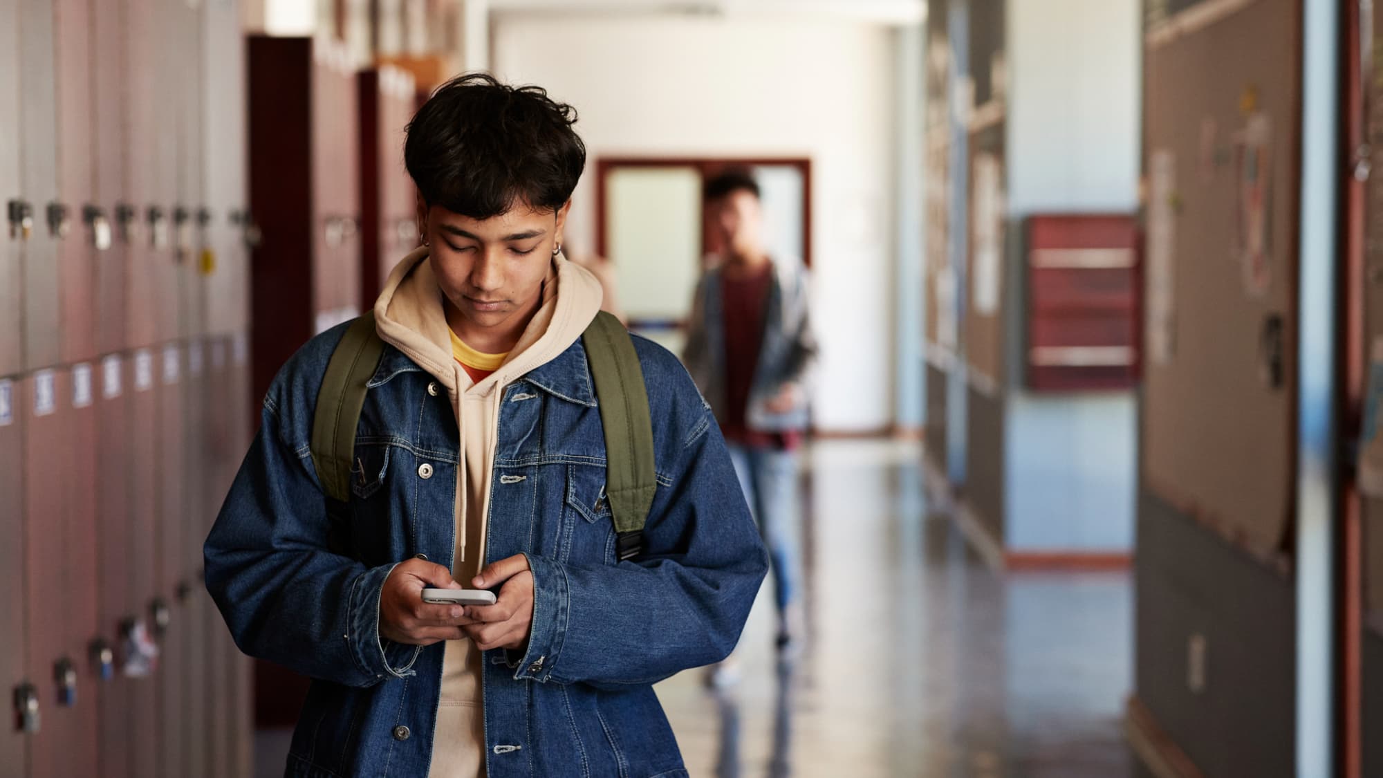 découvrez notre guide complet sur les meilleurs smartphones pour capturer des photos lors de vos années au collège. explorez les fonctionnalités essentielles pour les jeunes photographes, des conseils pour immortaliser vos souvenirs scolaires et des recommandations de modèles adaptés à votre budget.