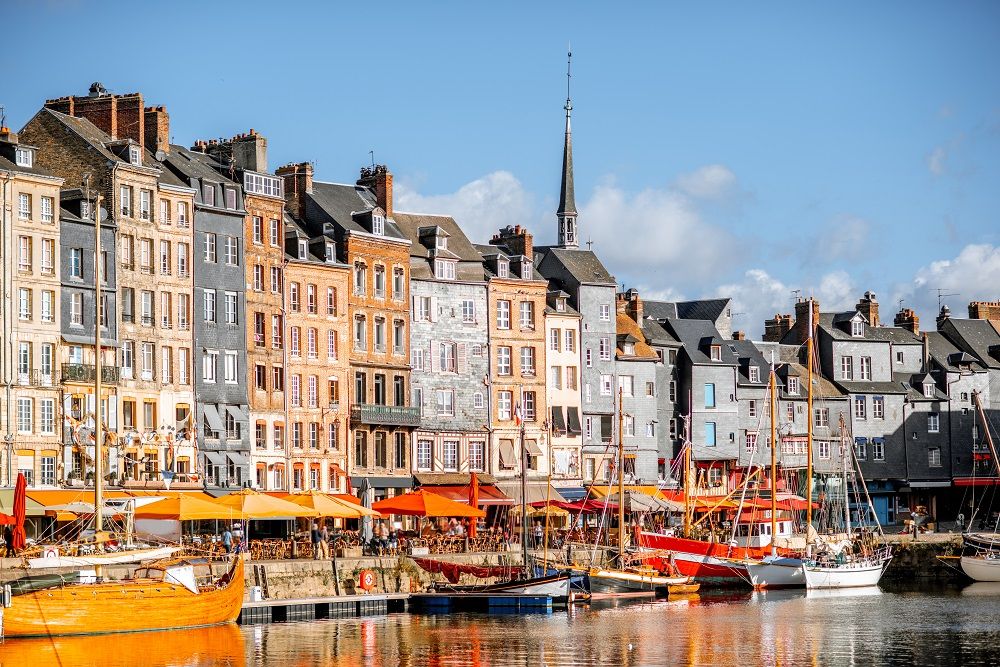 découvrez les événements sportifs incontournables à honfleur en 2025, une ville riche en histoire et en culture. que vous soyez athlète ou passionné de sport, plongez dans l'atmosphère dynamique de cette belle destination normande.