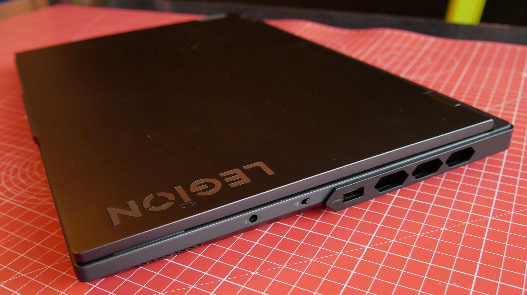 découvrez notre sélection de stickers pour pc lenovo, idéaux pour personnaliser et protéger votre ordinateur tout en lui ajoutant une touche d'originalité. un large choix de designs pour tous les goûts !