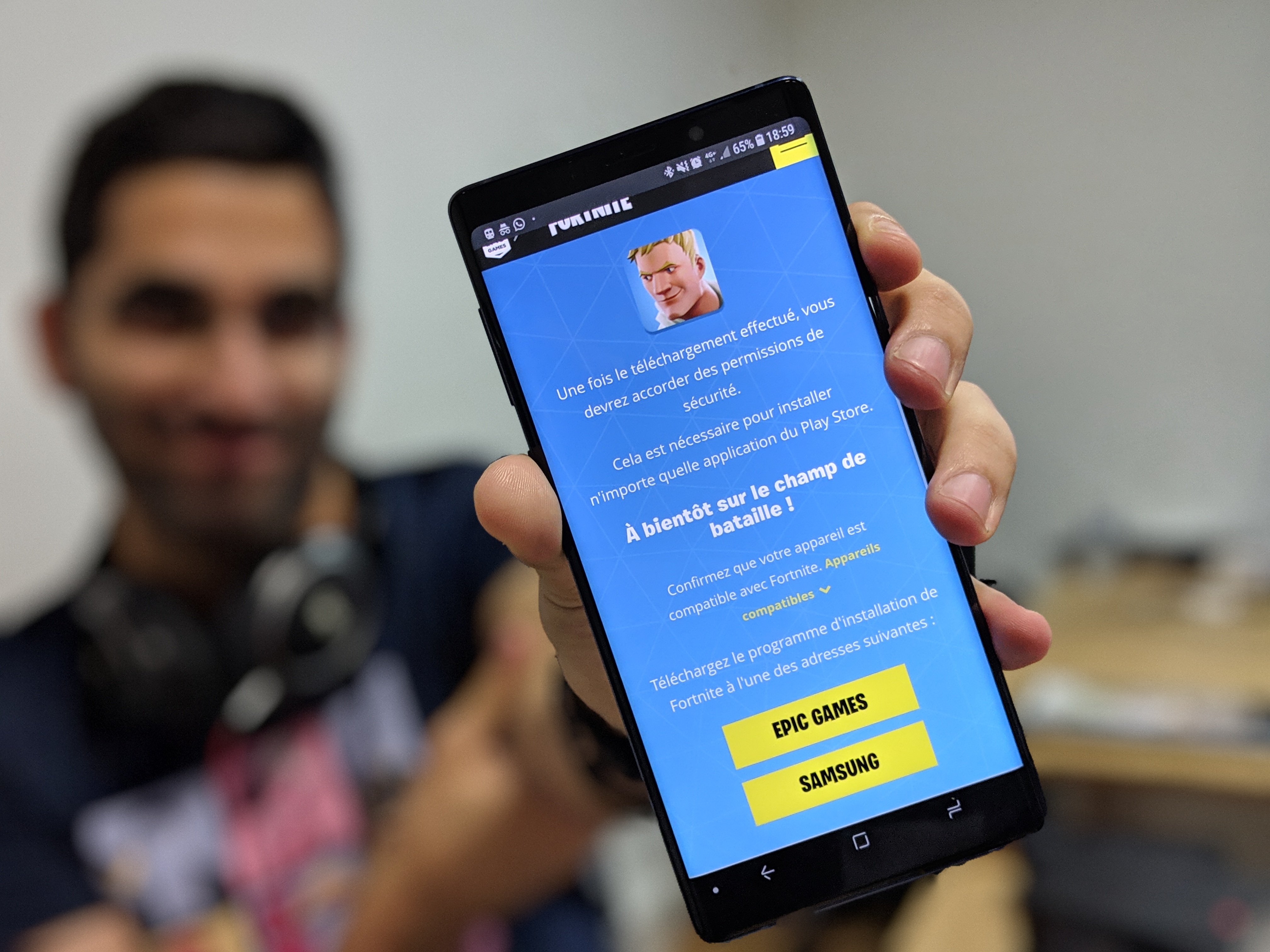 découvrez comment télécharger fortnite sur votre appareil samsung en quelques étapes simples. profitez de l'action immersive et des graphismes époustouflants du jeu directement sur votre smartphone ou tablette!