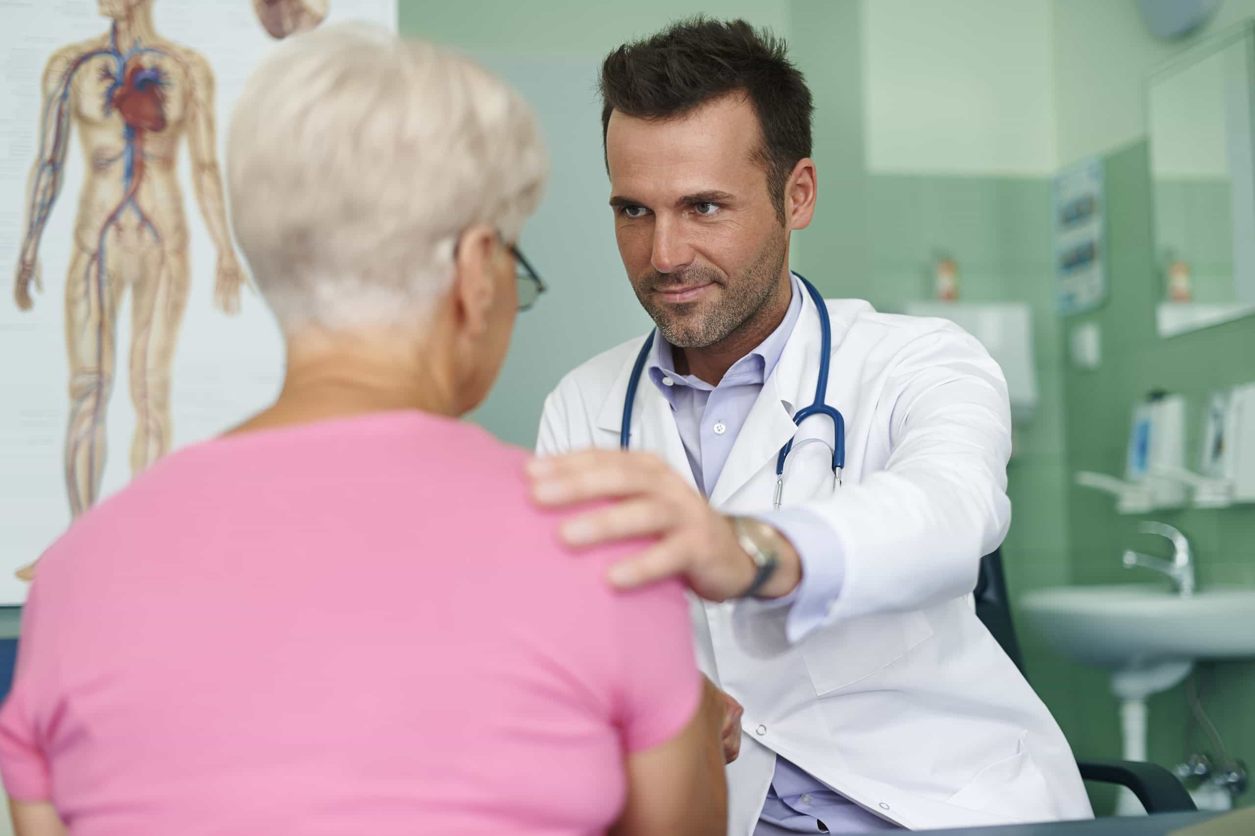 découvrez comment un médecin radié se bat pour sa réintégration professionnelle. suivez son parcours, les défis qu'il rencontre et les enjeux éthiques et juridiques de cette lutte pour retrouver sa place dans le monde médical.
