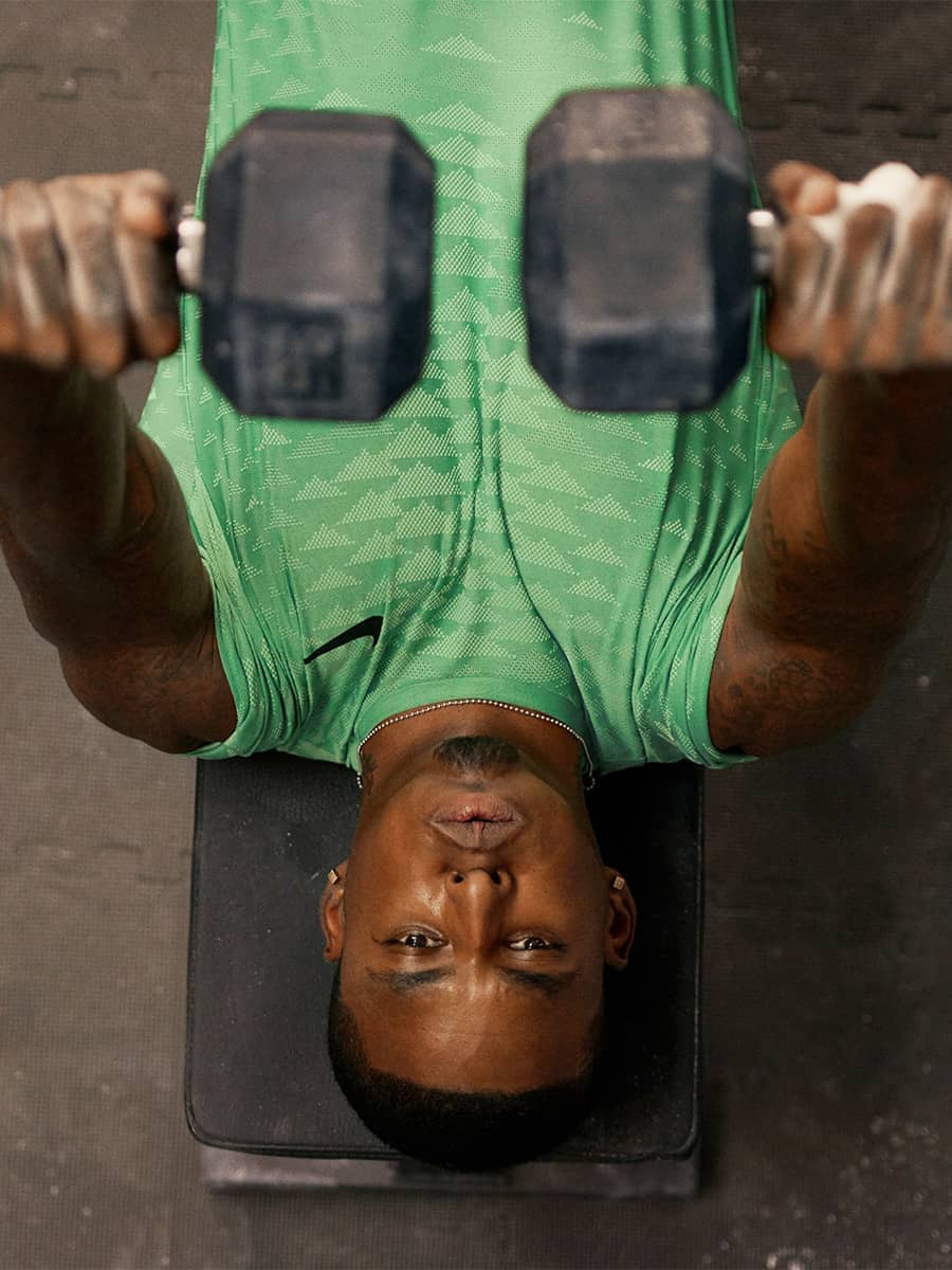découvrez comment le sport et un entraînement ciblé peuvent transformer votre corps. améliorez votre force musculaire, boostez votre endurance et adoptez un mode de vie sain grâce à nos conseils et astuces pratiques.