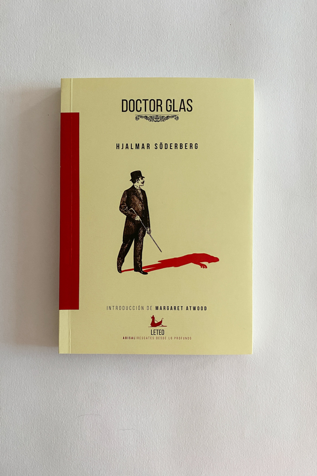 découvrez « doctor glas », un roman captivant explorant les dilemmes moraux et les tourments intérieurs d'un médecin partagé entre passion, devoir et justice dans la société suédoise du xixe siècle.