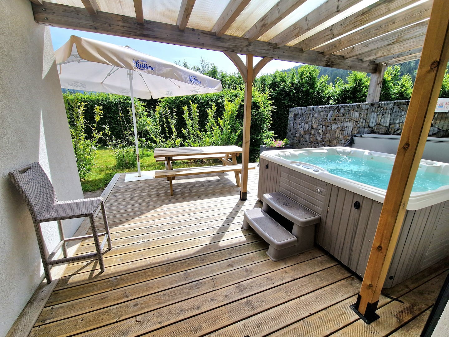 découvrez villages nature gérardmer, une expérience unique au cœur des vosges : hébergements confortables, activités en pleine nature, spa, randonnées et loisirs pour toute la famille, à deux pas du lac de gérardmer.