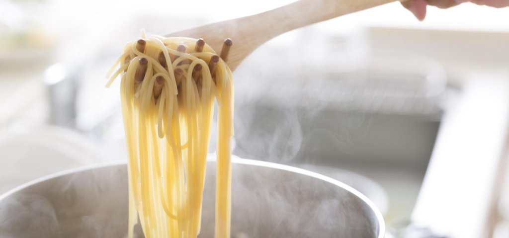 découvrez tous les secrets d’un véritable expert en pâtes : conseils de préparation, recettes authentiques, astuces de cuisson et sélection des meilleures variétés pour sublimer vos plats italiens.