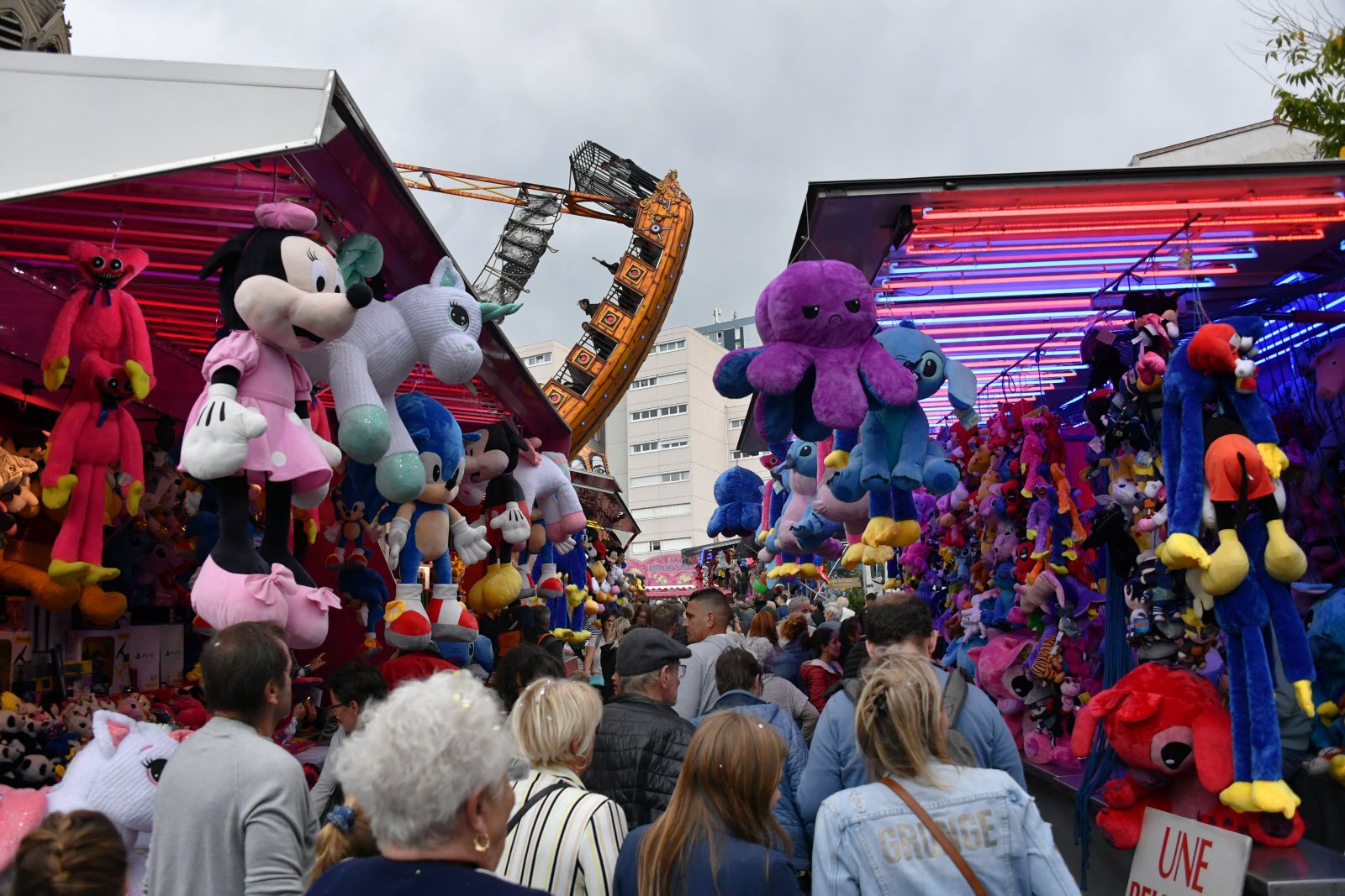 découvrez le festival de la noix, un événement incontournable pour les amateurs de saveurs authentiques, d’animations conviviales et de produits locaux. dégustations, ateliers et ambiance festive au rendez-vous !