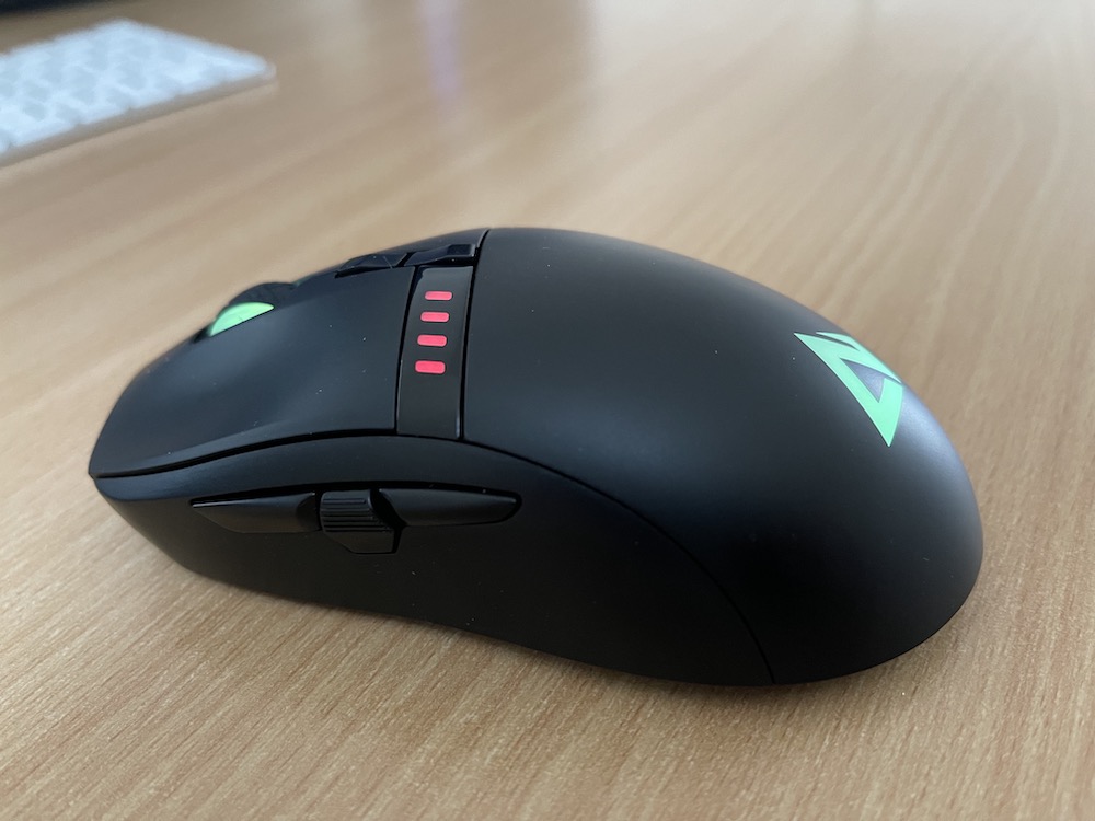 découvrez la souris gaming abordable gm-f5, performante et ergonomique, idéale pour les joueurs recherchant précision et confort à petit prix. parfaite pour améliorer votre expérience de jeu sans vous ruiner !