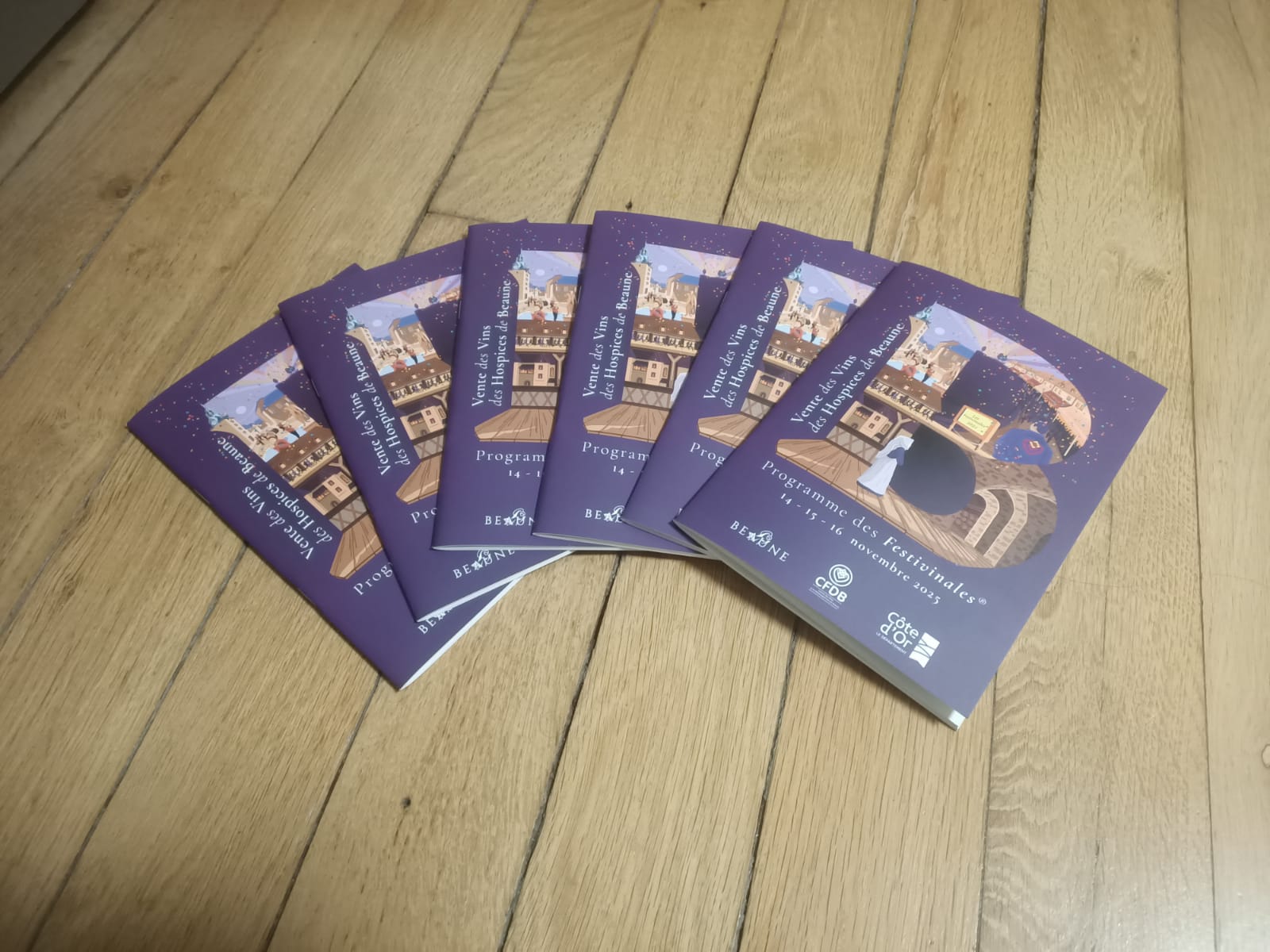 découvrez un banquet exceptionnel à beaune, préparé à six mains par des chefs talentueux pour une expérience culinaire unique et raffinée.