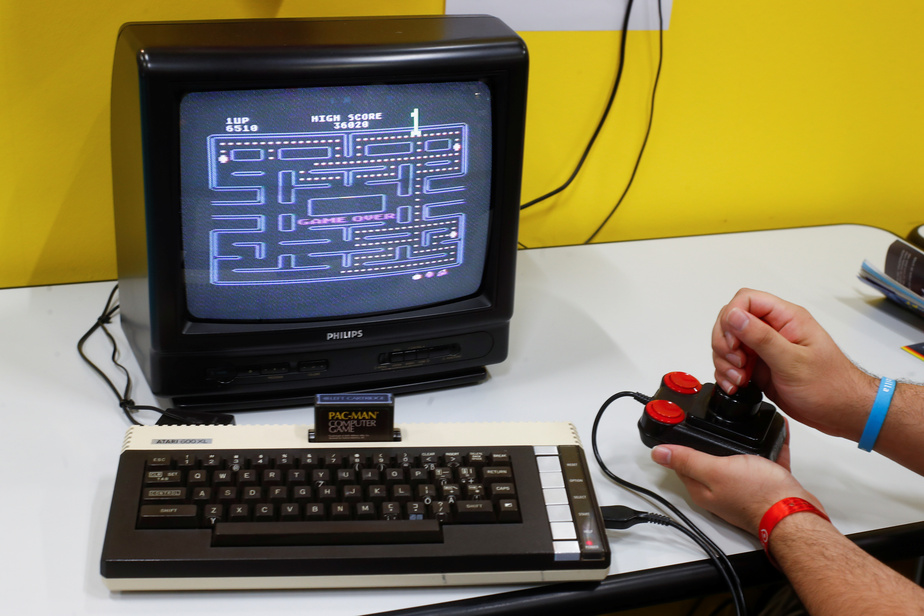 découvrez laurent, un passionné de rétro gaming spécialisé dans l'univers sega, partageant ses expériences et astuces pour revivre les classiques du jeu vidéo.