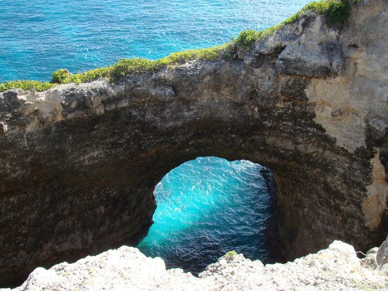découvrez les 10 incontournables de la guadeloupe pour un séjour mémorable : plages paradisiaques, nature luxuriante, culture riche et aventures inoubliables vous attendent.